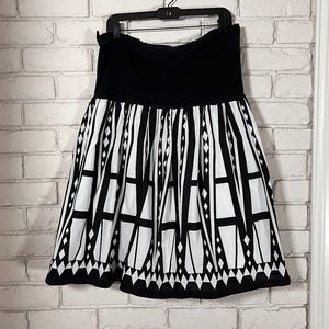 Alfani Black & White Skirt
